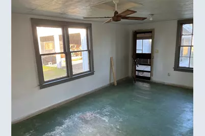 612 Silliman Street, Sealy, TX 77474 - Photo 8