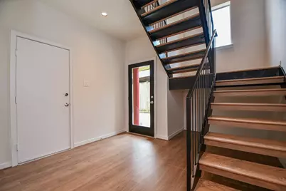 92 Dennis Street #B, Houston, TX 77006 - Photo 4