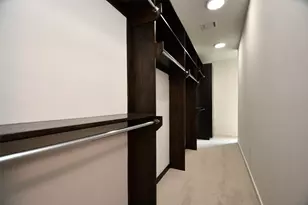 92 Dennis St, Houston, TX 77006 - Photo 34