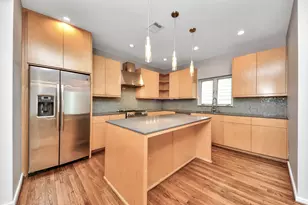 1823 Southmore Blvd, Houston, TX 77004 - Photo 2