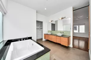 1823 Southmore Blvd, Houston, TX 77004 - Photo 20