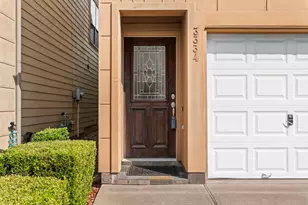 3334 Clearview Villa Way, Houston, TX 77025 - Photo 4