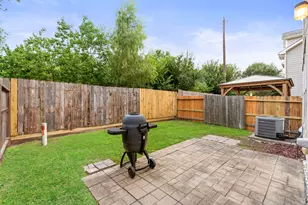 3334 Clearview Villa Way, Houston, TX 77025 - Photo 30