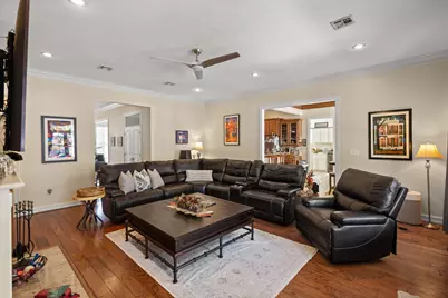 5080 Eaheart Circle, Beaumont, TX 77706 - Photo 8