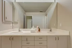 219 W Gray St, Houston, TX 77019 - Photo 28
