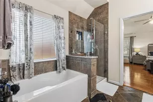 9911 King William Dr, La Porte, TX 77571 - Photo 16