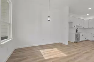 117 Capetown Ln, Conroe, TX 77356 - Photo 16