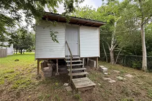 317 3rd St, San Leon, TX 77539 - Photo 12