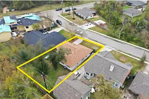 6023 Pineshade Ln, Houston, TX 77008 - Photo 2