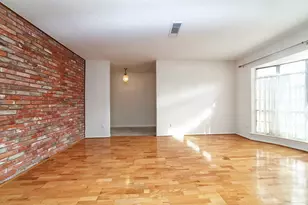 5822 W Bellfort St, Houston, TX 77035 - Photo 8