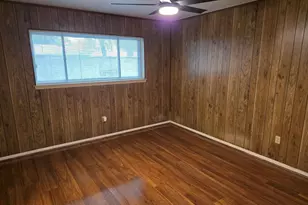 2121 Redwood St, Kemah, TX 77565 - Photo 16