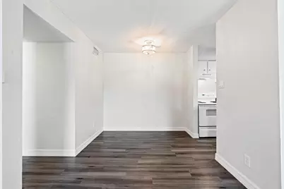 3300 Pebblebrook Drive #104, Seabrook, TX 77586 - Photo 10