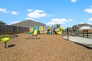 12110 Upper Meadows Ave, Mont Belvieu, TX 77535 - Photo 40