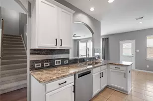 8923 Jordi Dr, Tomball, TX 77375 - Photo 6