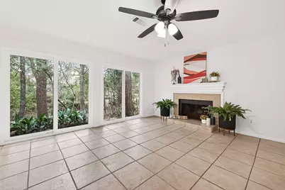 1 Laurel Oak Place E, The Woodlands, TX 77380 - Photo 12
