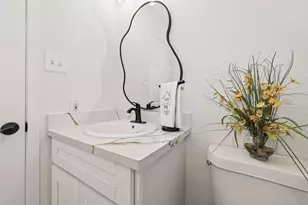 1 Laurel Oak Pl E, The Woodlands, TX 77380 - Photo 34