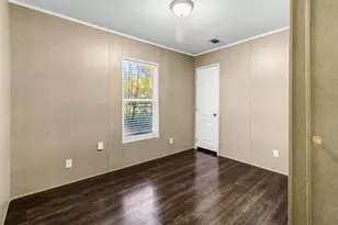 211 Woodstock, Livingston, TX 77351 - Photo 10