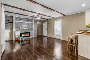 211 Woodstock, Livingston, TX 77351 - Photo 1