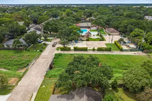 2210 Joel Wheaton Rd, Houston, TX 77077 - Photo 30