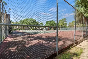 2210 Joel Wheaton Rd, Houston, TX 77077 - Photo 32