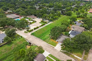 2210 Joel Wheaton Rd, Houston, TX 77077 - Photo 30