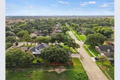 2210 Joel Wheaton Road, Houston, TX 77077 - Photo 28