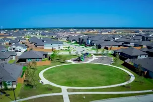 1805 N Peach Creek Dr, Dayton, TX 77535 - Photo 10