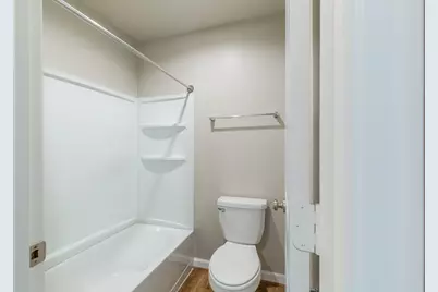 215 Park Place Circle #D, Waller, TX 77484 - Photo 6