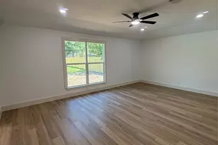 909 S Downing Rd, Angleton, TX 77515 - Photo 22