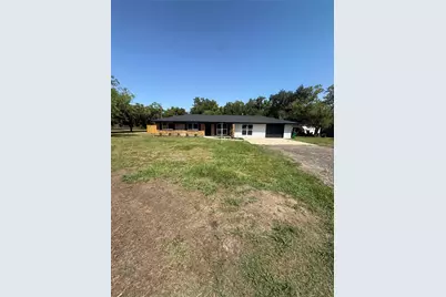 909 S Downing Road, Angleton, TX 77515 - Photo 2