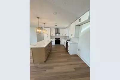 909 S Downing Road, Angleton, TX 77515 - Photo 12