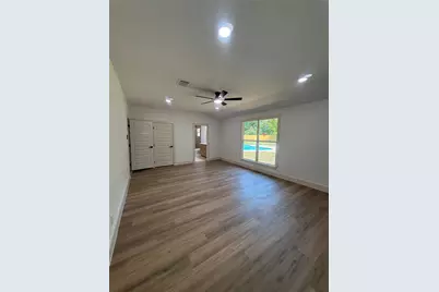 909 S Downing Road, Angleton, TX 77515 - Photo 20