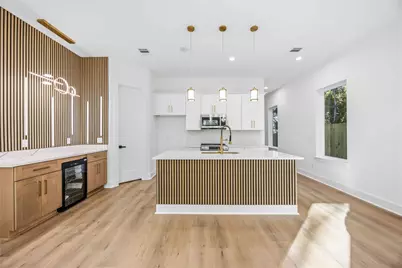 8303 Bassett St, Houston, TX 77051 - Photo 4