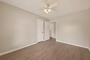 9502 Skyline Dr, Houston, TX 77063 - Photo 24