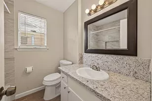 9502 Skyline Dr, Houston, TX 77063 - Photo 28