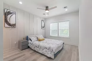 890 Lucky St, Houston, TX 77088 - Photo 28