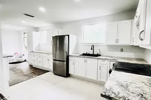 1713 Winter St, Houston, TX 77007 - Photo 2