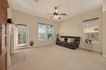 126 Zephyr Bend Place, The Woodlands, TX 77381 - Photo 14