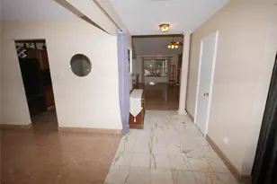 10834 Cayman Mist Dr, Houston, TX 77075 - Photo 2