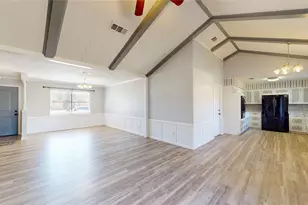 5005 Cedar Creek Dr, Dickinson, TX 77539 - Photo 8