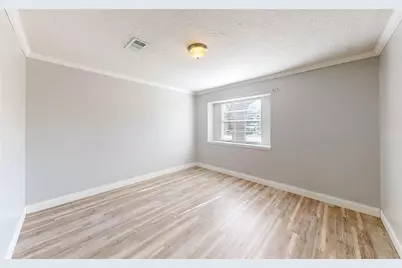 5005 Cedar Creek Drive, Dickinson, TX 77539 - Photo 14