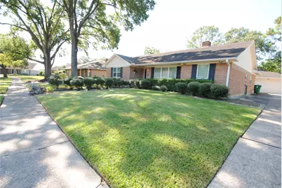 1006 Baymeadow Drive, Houston, TX 77062 - Photo 2