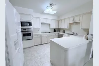 17243 Ash Butte Drive, Houston, TX 77090 - Photo 10