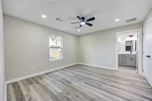 10413 Muscatine St, Houston, TX 77029 - Photo 26