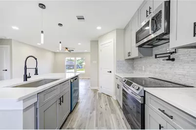 10413 Muscatine Street, Houston, TX 77029 - Photo 10