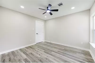 10413 Muscatine Street, Houston, TX 77029 - Photo 24
