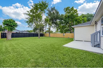 10413 Muscatine Street, Houston, TX 77029 - Photo 4