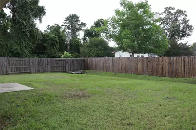 304 Carlos Leal Drive, Dayton, TX 77535 - Photo 16