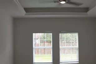 304 Carlos Leal Dr, Dayton, TX 77535 - Photo 4