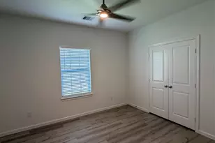 304 Carlos Leal Dr, Dayton, TX 77535 - Photo 8